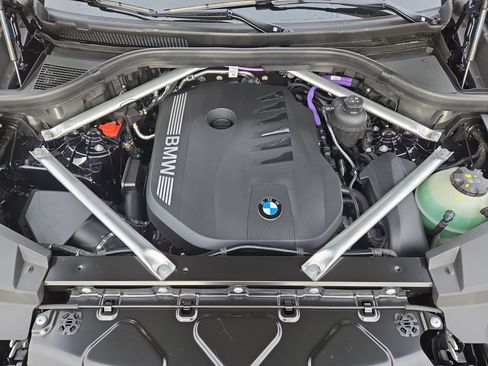 New 2026 BMW X5 xDrive40i w/ M Sport Package image 10