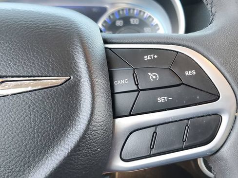 Used 2023 Chrysler 300 Touring w/ Sport Appearance Package RWD image 13
