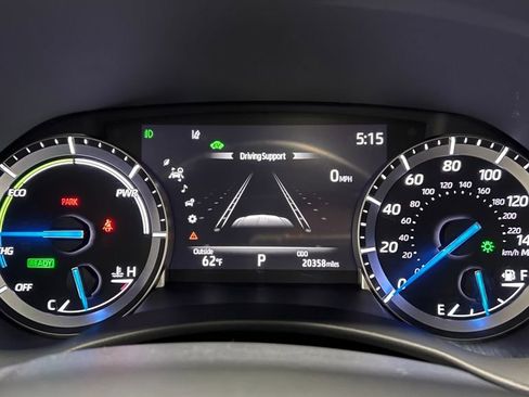 Certified 2022 Toyota Highlander XLE image 37