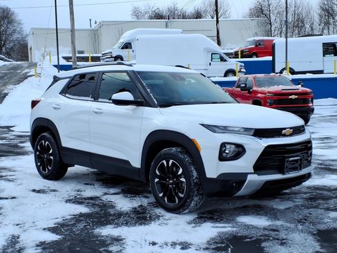 Used 2023 Chevrolet TrailBlazer LT image 1