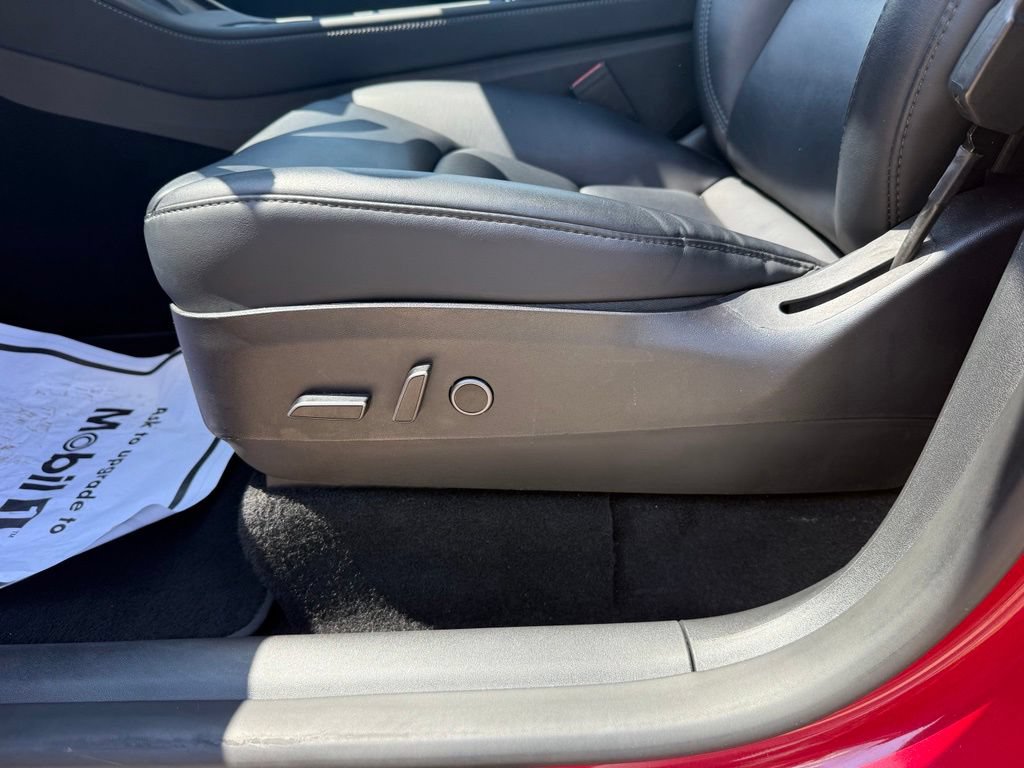 Used 2023 Tesla Model Y Long Range AWD/4WD image 30