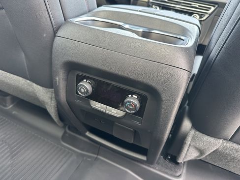 New 2026 Chevrolet Traverse Z71 w/ Driver Confidence Package image 42