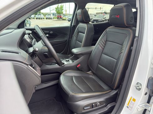 Used 2023 GMC Terrain AT4 w/ Tech Package AWD/4WD image 11