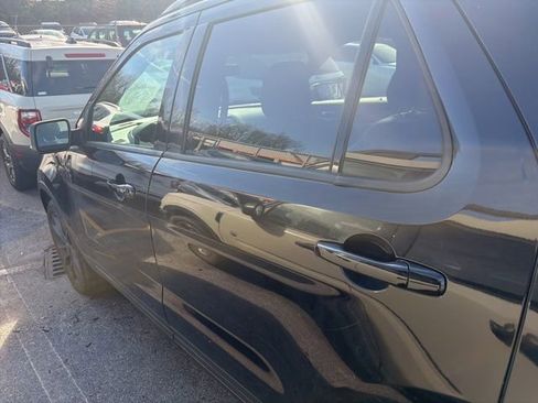 Used 2019 Ford Explorer XLT w/ Equipment Group 202A image 20