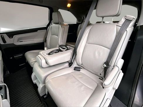 Used 2022 Honda Odyssey Elite image 19