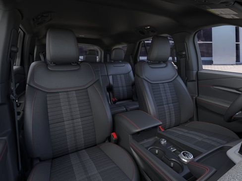 New 2026 Ford Explorer ST-Line w/ ST-Line Street Pack AWD/4WD image 10