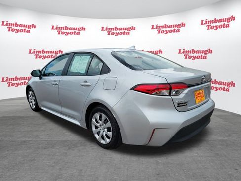 Used 2024 Toyota Corolla LE FWD image 21