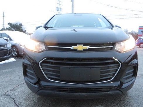 Used 2018 Chevrolet Trax LS image 5