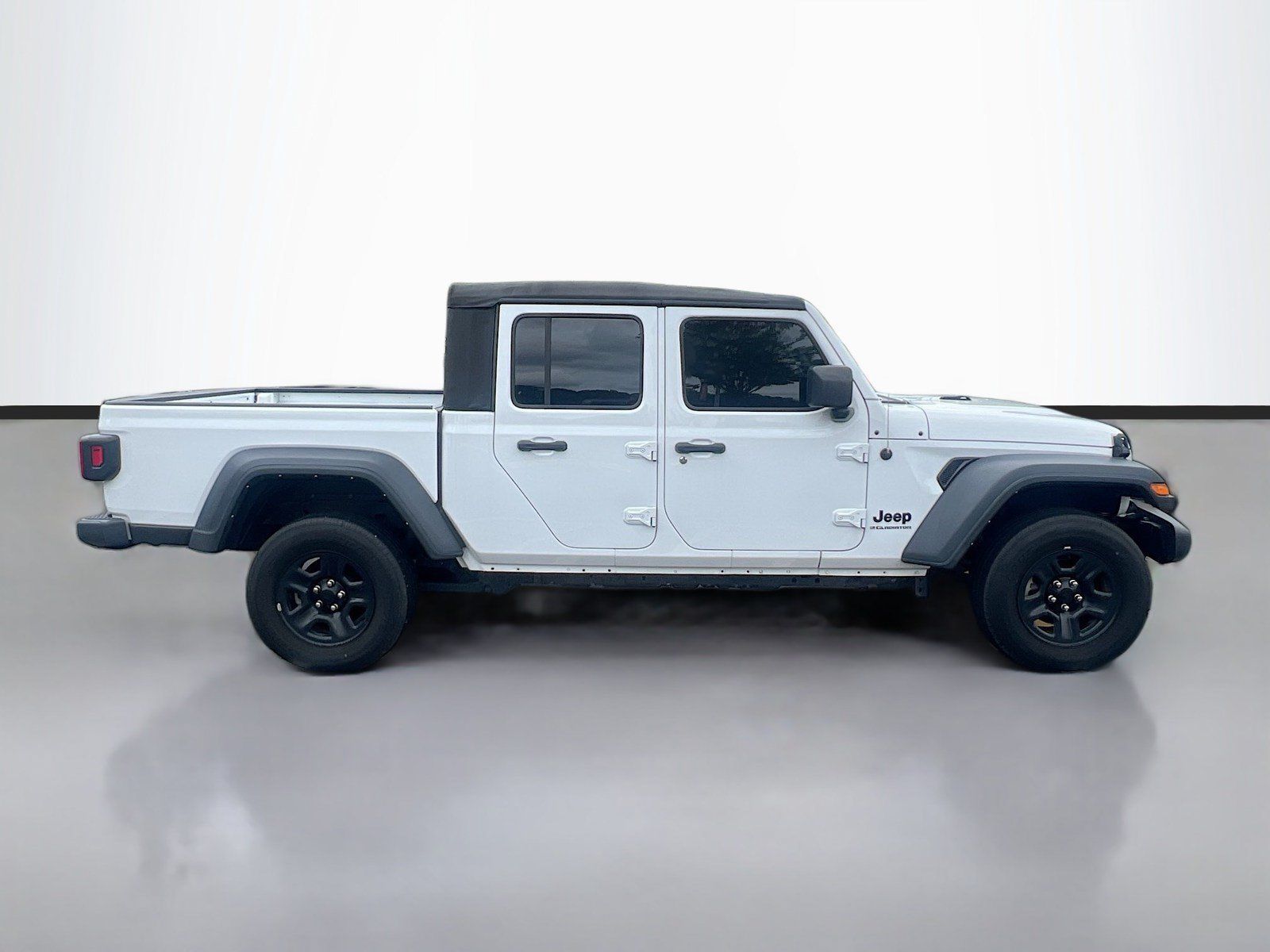 Used 2023 Jeep Gladiator Sport w/ Trailer Tow Package AWD/4WD image 8