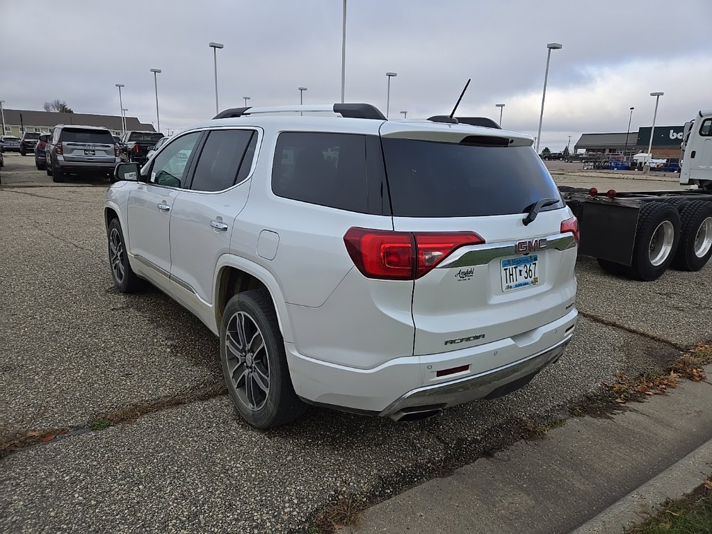 Used 2019 GMC Acadia Denali AWD/4WD image 2