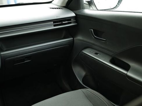 Used 2024 Hyundai Kona SEL image 26