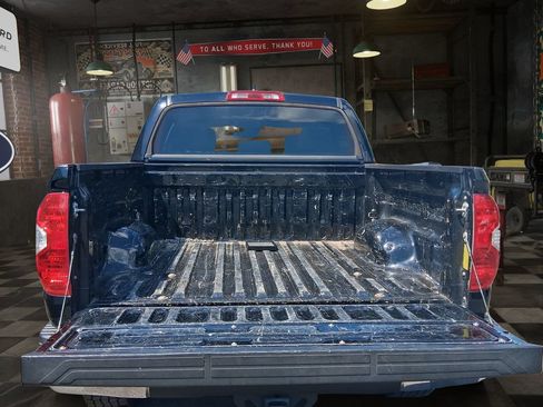 Used 2021 Toyota Tundra SR5 AWD/4WD image 9