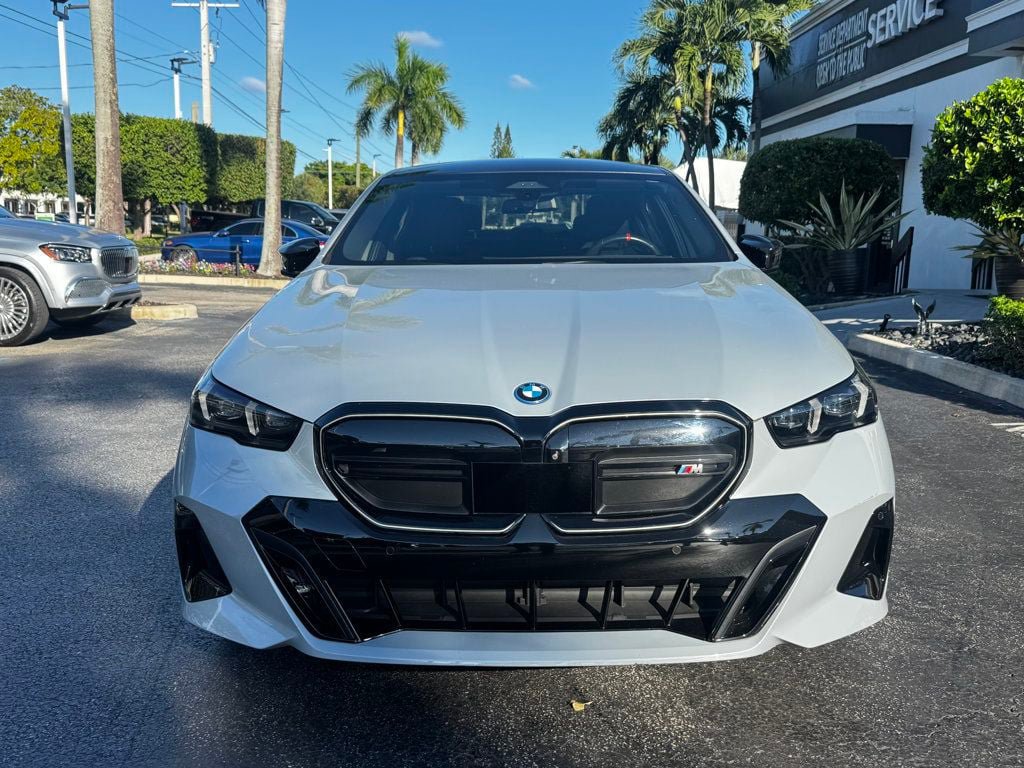 Used 2024 BMW i5 M60 w/ Premium Package AWD/4WD image 2