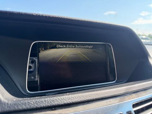 Used 2016 Mercedes-Benz E 350 Sedan image 23