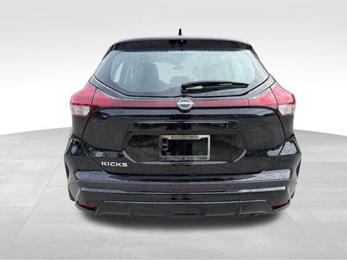 Used 2025 Nissan Kicks Play S FWD image 7