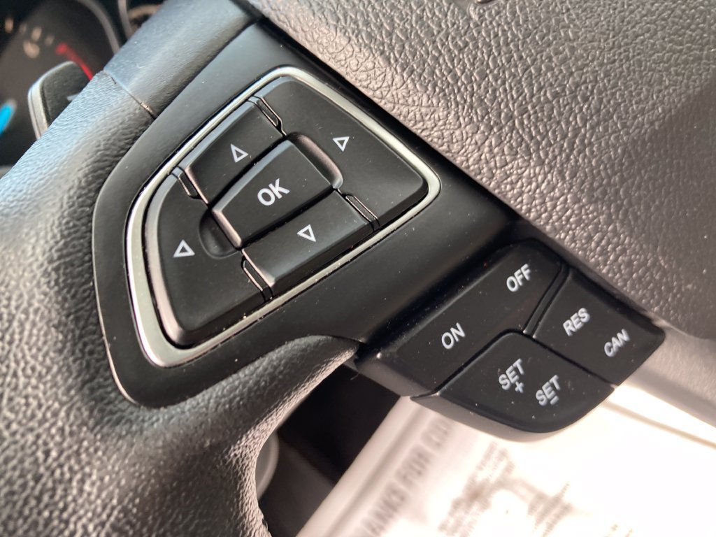Used 2017 Ford Escape SE w/ SE Leather Comfort Package AWD/4WD image 40