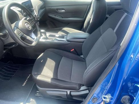 Used 2024 Nissan Sentra SV FWD image 12