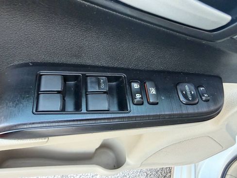 Used 2014 Toyota Camry LE FWD image 20