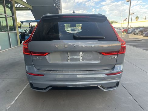 Used 2023 Volvo XC60 B5 Plus w/ Climate Package image 12