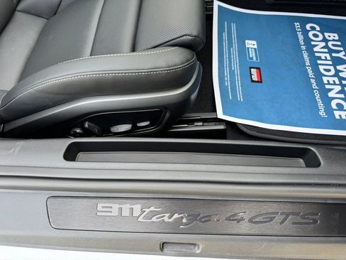 Used 2024 Porsche 911 Targa 4 GTS image 21
