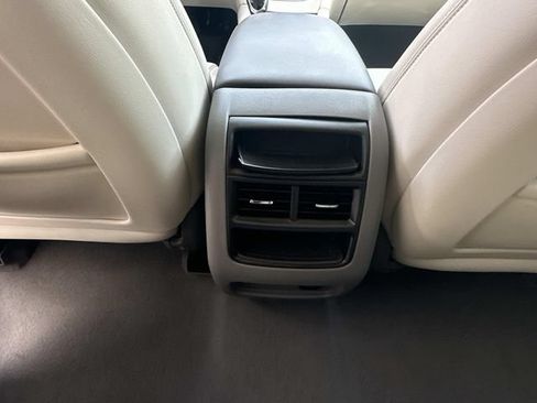 Used 2019 Cadillac XT5 Luxury AWD/4WD image 14