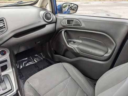 Certified 2019 Ford Fiesta SE FWD image 18