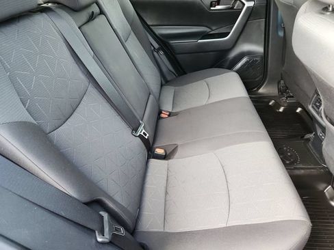 Used 2022 Toyota RAV4 XLE w/ Convenience Package AWD/4WD image 18