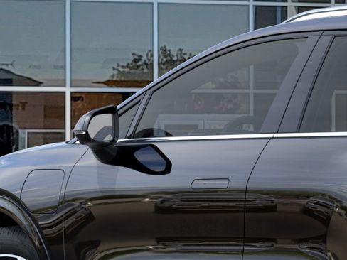 New 2025 Chevrolet Equinox EV LT image 36