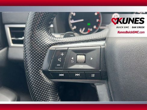 Used 2022 Mitsubishi Outlander SEL image 10