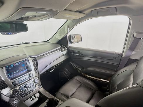 Used 2016 Chevrolet Tahoe LT w/ Luxury Package AWD/4WD image 21