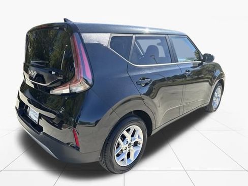 Used 2024 Kia Soul LX w/ Option Group 015 image 9