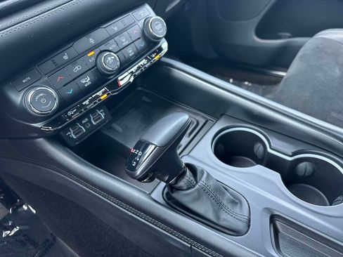 Used 2022 Dodge Durango GT AWD/4WD image 13