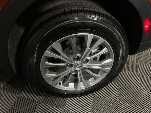 Used 2022 Buick Envision Preferred FWD image 44