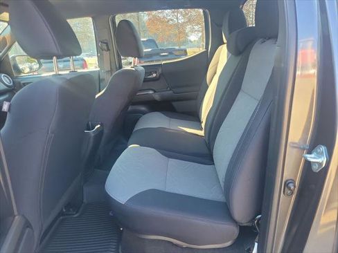 Certified 2023 Toyota Tacoma 4x4 Double Cab image 22