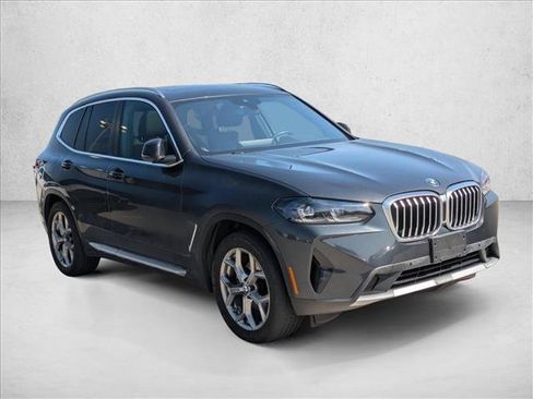 Used 2022 BMW X3 xDrive30i w/ Premium Package 2 AWD/4WD image 3