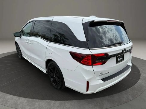 Used 2025 Honda Odyssey Sport-L image 7