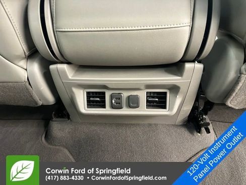 Used 2019 GMC Sierra 1500 SLT image 14