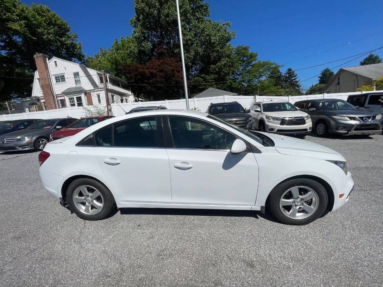 Used 2015 Chevrolet Cruze LT FWD image 5