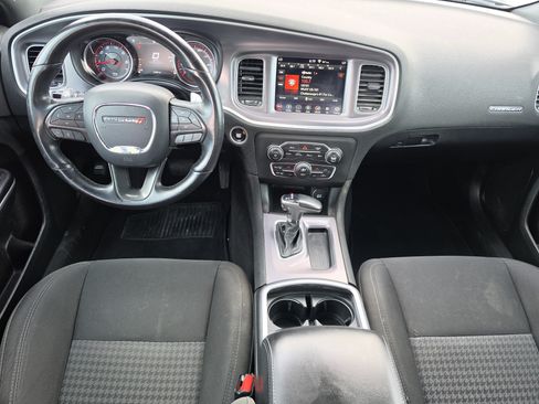 Used 2019 Dodge Charger GT RWD image 6