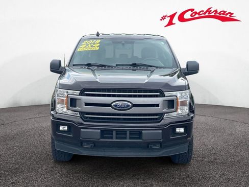 Used 2019 Ford F150 XLT w/ Equipment Group 302A Luxury AWD/4WD image 32