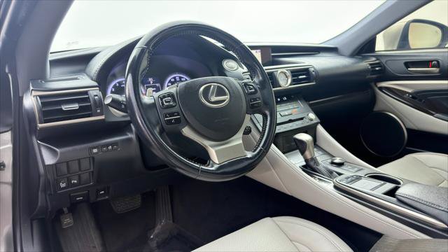 Used 2015 Lexus RC 350 w/ Luxury Package RWD image 19