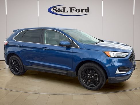 Certified 2024 Ford Edge SEL AWD/4WD image 11