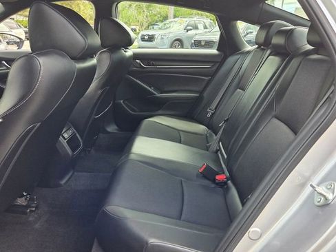 Used 2022 Honda Accord Sport image 11
