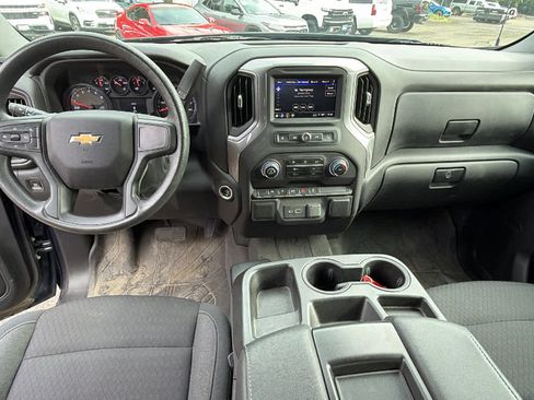Used 2022 Chevrolet Silverado 1500 Custom image 18