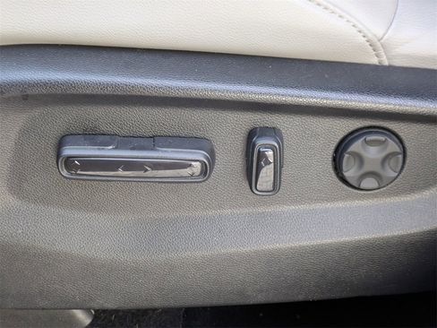 Used 2021 Honda CR-V Touring image 21