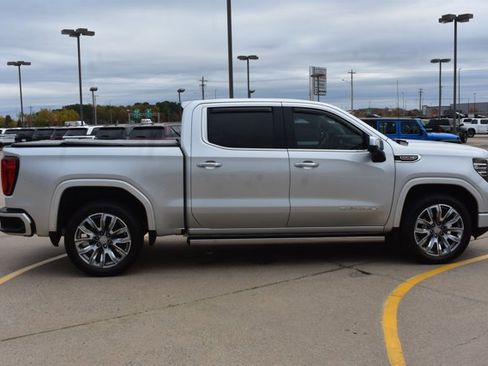 Used 2022 GMC Sierra 1500 Denali w/ Denali Reserve Package image 4