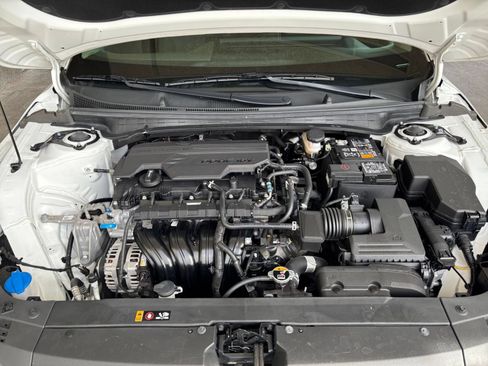 Used 2025 Kia K4 FWD image 32