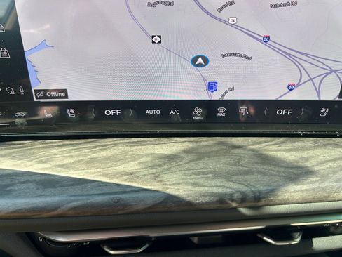 Used 2025 Audi Q5 Premium Plus w/ Premium Plus image 18