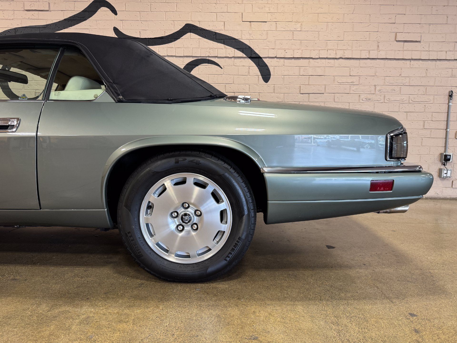 Used 1996 Jaguar XJS 4.0 Convertible RWD image 26