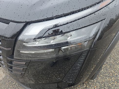 New 2026 Nissan Pathfinder Platinum image 14